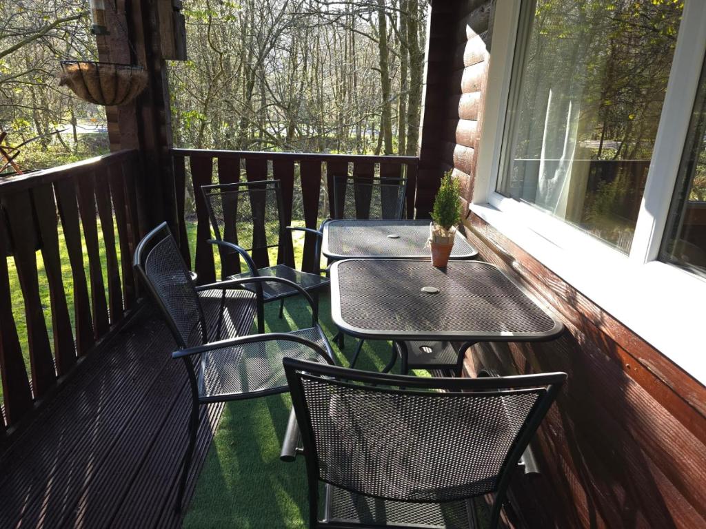 Stravaigin Lodge - Unique Holiday Accommodation | Stravaigin Lodges gallery image 6