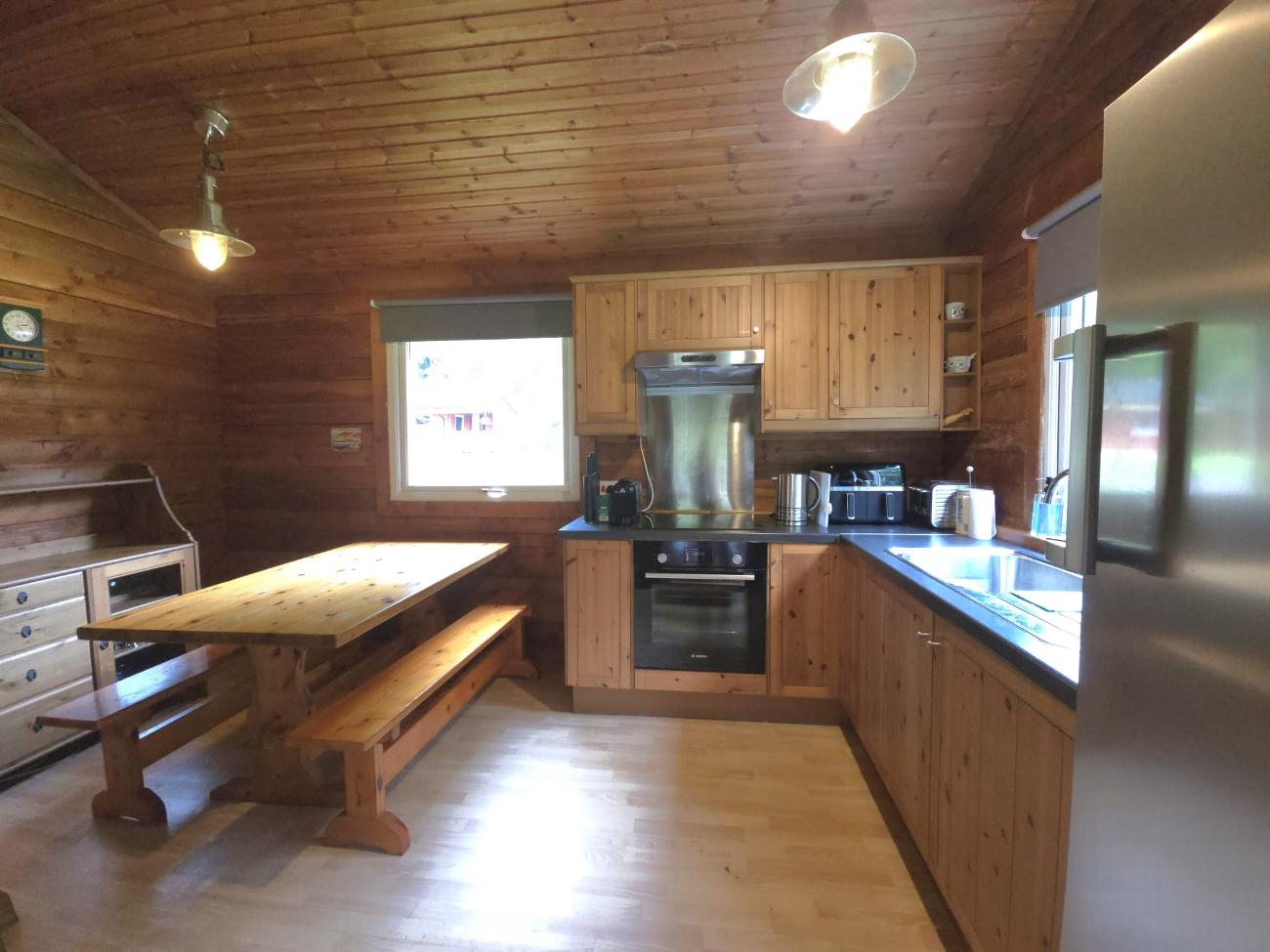 Red Squirrel Lodge - Self Catering in Dunoon | Stravaigin Lodges gallery image 5