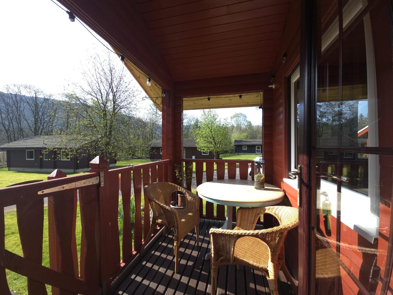 Wilderness Lodge: Idyllic Holiday Let in Dunoon | Stravaigin Lodges gallery image 2